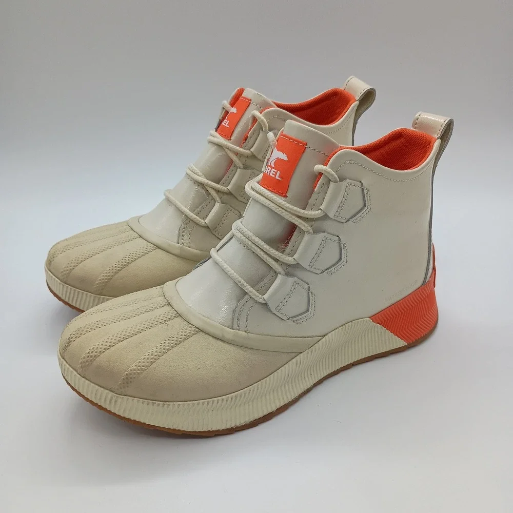 Sorel Out N About III Classic‎ Waterproof Duck Boots Cream Orange 8.5